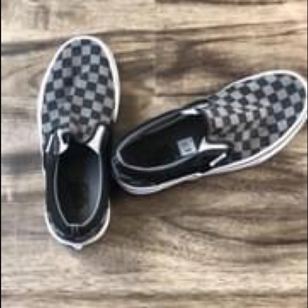 checkered vans black & gray never worn
